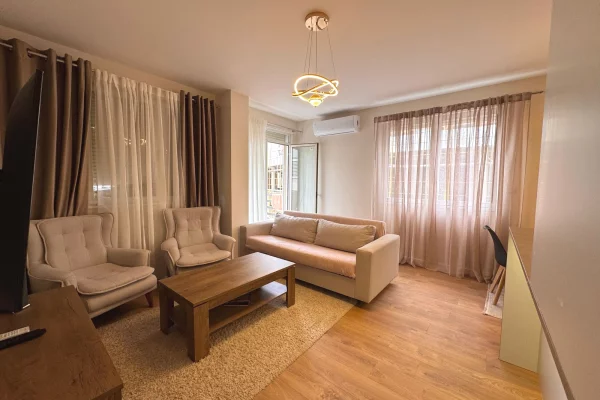 Shtepi ne shitje 2+1 ne Tirane - 240,000 Euro