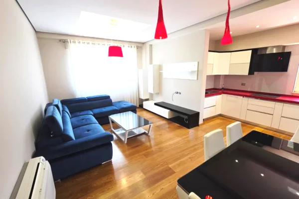 Shtepi ne shitje 2+1 ne Tirane - 260,000 Euro