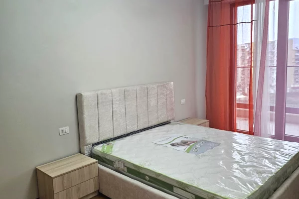 Shtepi ne shitje Apartament ne Tirane, 1+1, Mobilimi E mobiluar, Pagesa 128,700  Euro.