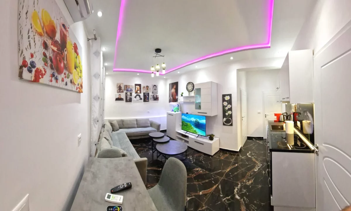 Shtepi me qera Apartament ne Tirane, 1+1, Mobilimi E mobiluar, Pagesa 500  Euro.