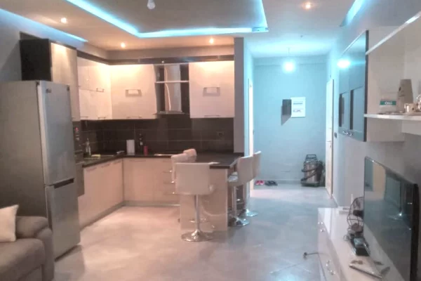 Shtepi me qera 2+1 ne Tirane - 50,000 Leke