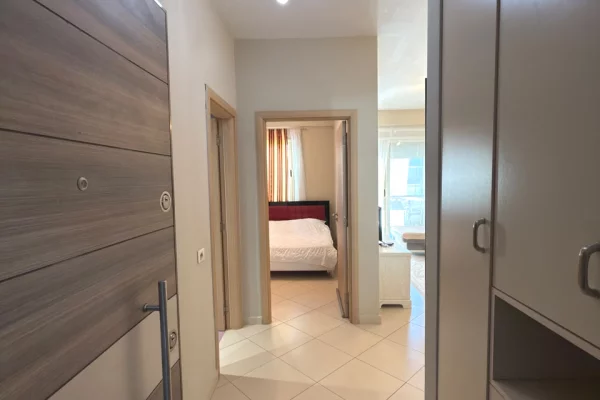 Shtepi ne shitje Apartament ne Tirane, 1+1, Mobilimi E mobiluar, Pagesa 120,000  Euro.