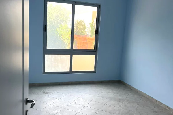 Shtepi ne shitje Apartament ne Tirane, 2+1, Mobilimi Bosh, pa mobiluar, Pagesa 12,000,000  Leke.