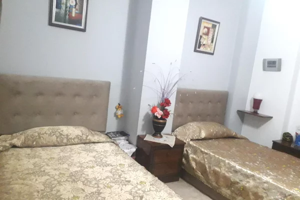 Shtepi ne shitje Apartament ne Tirane, 2+1, Mobilimi E mobiluar, Pagesa 23,500,000  Leke.