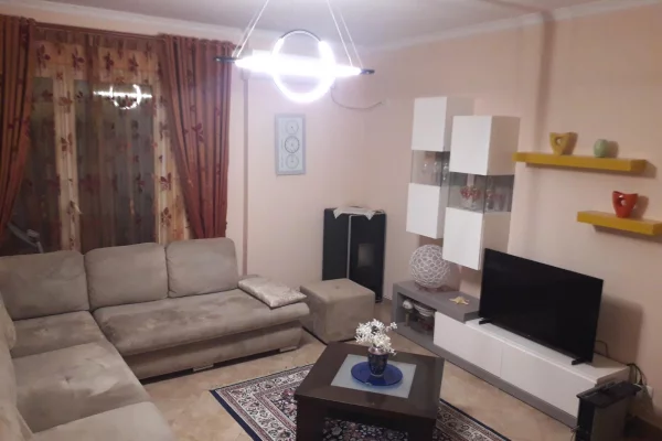 Shtepi ne shitje 2+1 ne Tirane - 23,500,000 Leke