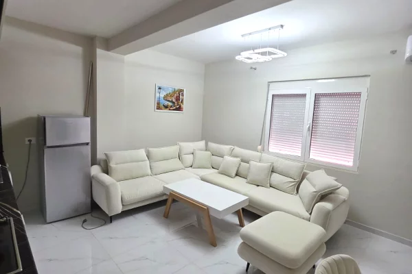 Shtepi me qera 1+1 ne Tirane - 600 Euro