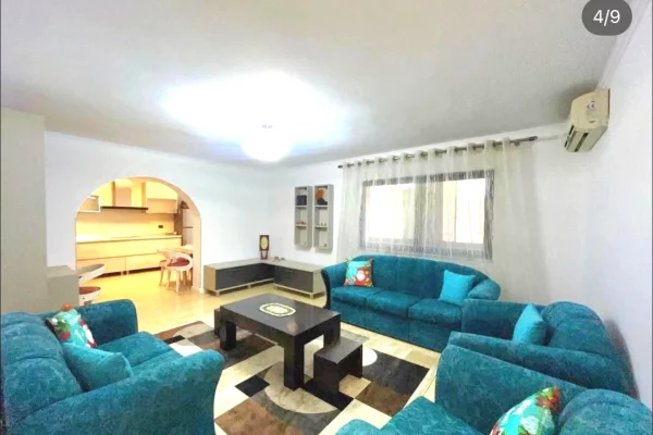 Shtepi ne shitje Apartament ne Tirane, 2+1, Mobilimi E mobiluar, Pagesa 193,000  Euro.