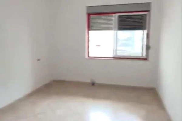 Shtepi ne shitje 2+1 ne Tirane - 123,000 Euro