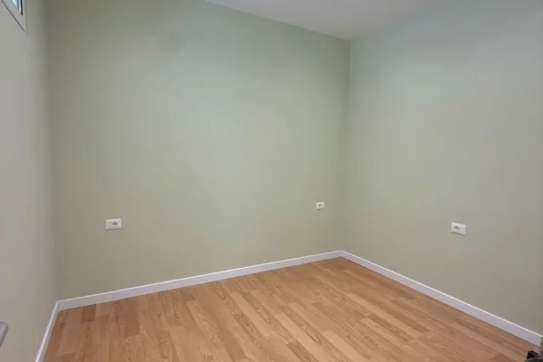 Shtepi ne shitje Apartament ne Tirane, 2+1, Mobilimi E mobiluar, Pagesa 225,000  Euro.