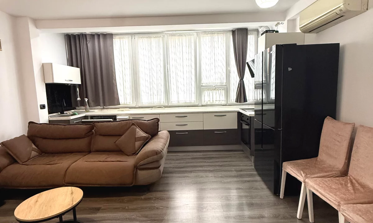 Shtepi ne shitje Apartament ne Tirane, 2+1, Mobilimi E mobiluar, Pagesa 189,000  Euro.