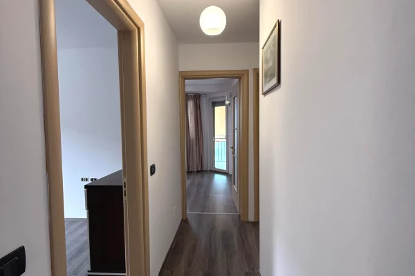 Shtepi ne shitje Apartament ne Tirane, 2+1, Mobilimi E mobiluar, Pagesa 189,000  Euro.