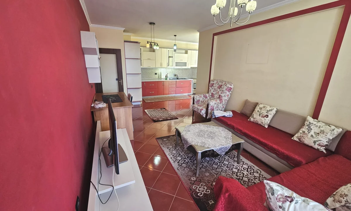 Shtepi me qera Apartament ne Tirane, 2+1, Mobilimi E mobiluar, Pagesa 50,000  Leke.