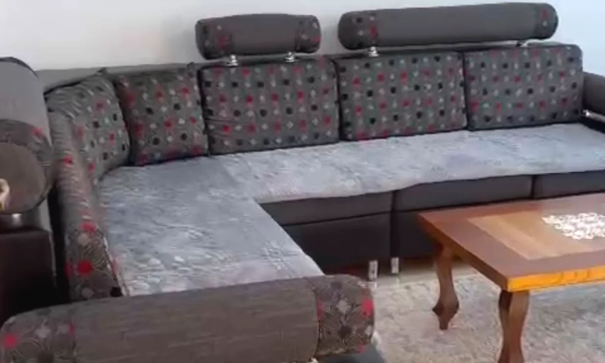Shtepi me qera Apartament ne Tirane, 1+1, Mobilimi E mobiluar, Pagesa 40,000  Leke.