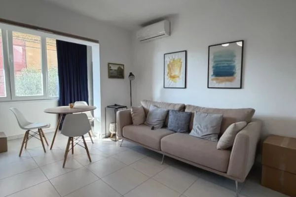 Shtepi ne shitje 1+1 ne Tirane - 120,000 Euro
