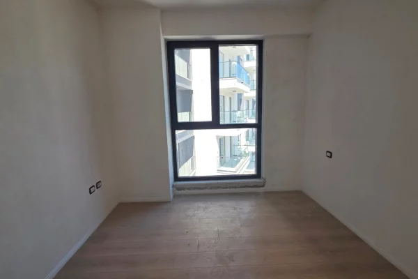 Shtepi ne shitje Apartament ne Tirane, 2+1, Mobilimi Bosh, pa mobiluar, Pagesa 155,720  Euro.