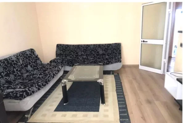Shtepi ne shitje Apartament ne Tirane, 2+1, Mobilimi E mobiluar, Pagesa 98,000  Euro.