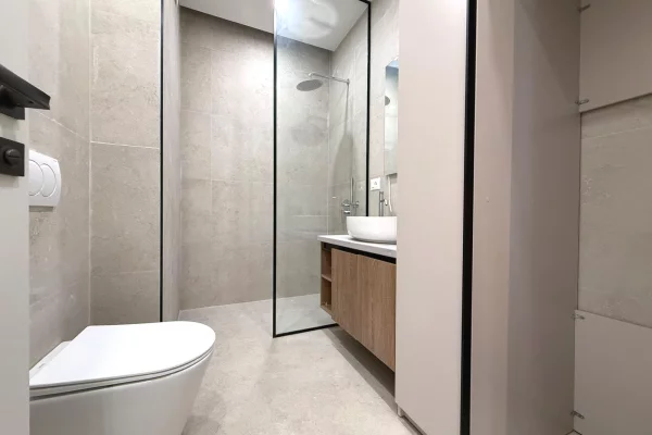 Shtepi ne shitje Apartament ne Tirane, 2+1, Mobilimi E mobiluar, Pagesa 238,000  Euro.