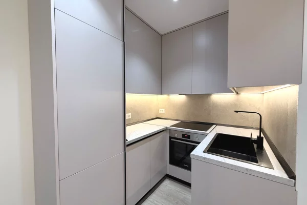 Shtepi ne shitje Apartament ne Tirane, 2+1, Mobilimi E mobiluar, Pagesa 238,000  Euro.