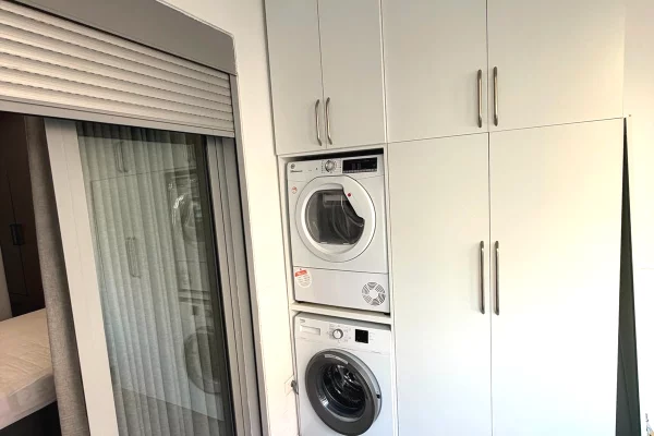 Shtepi ne shitje Apartament ne Tirane, 1+1, Mobilimi E mobiluar, Pagesa 185,000  Euro.