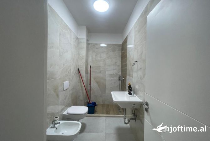 APARTAMENT 2+1 PER QERA PER ZYRA 