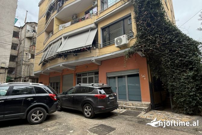 Business Property in Sale 4+1 in Tirana - 170,000 Euro