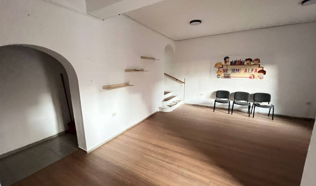 📣 QERA VILE 2-Kateshe 📍 Prane 21 Dhjetorit , Tek Hotel Mondiali ✨    👍  1000 euro