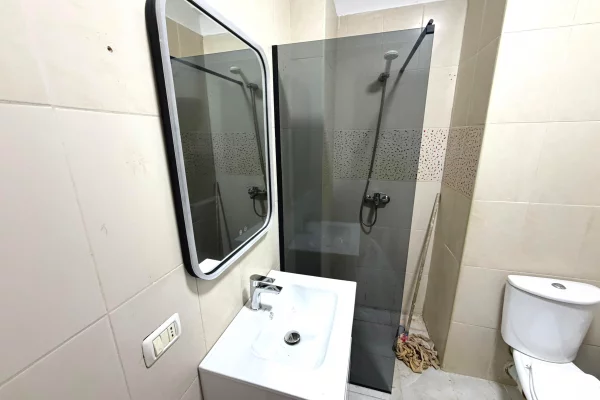 Appartamento in vendita a Tirana 2+1, Arredato