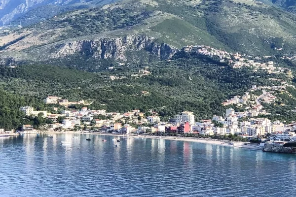 Truall ose Toke ne Himare - 2,800,000 Euro