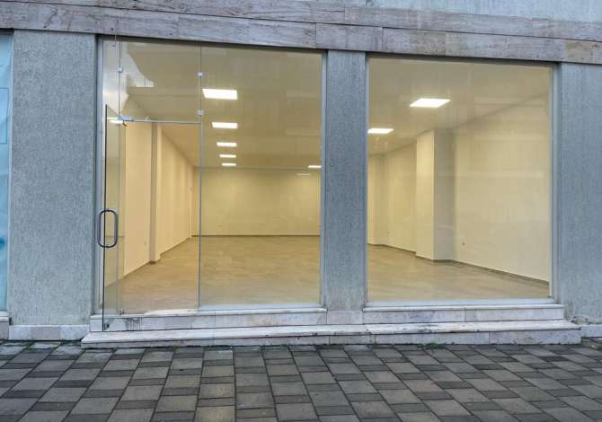 Jepet Ambient Biznesi me Qira tek Rruga Ndre Mjeda 