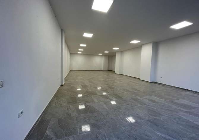 Jepet Ambient Biznesi me Qira tek Rruga Ndre Mjeda 