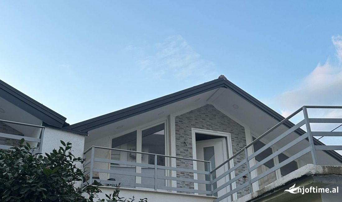 Jepen 2 vila 2 kateshe me qira, tek selvia 