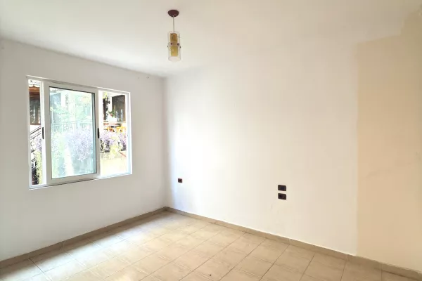 Shtepi ne shitje 3+1 ne Tirane - 175,000 Euro