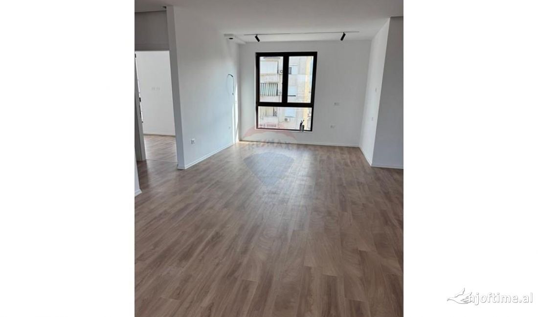 AMBIENT PER ZYRA ME QIRA NE MYSLYM SHYRI