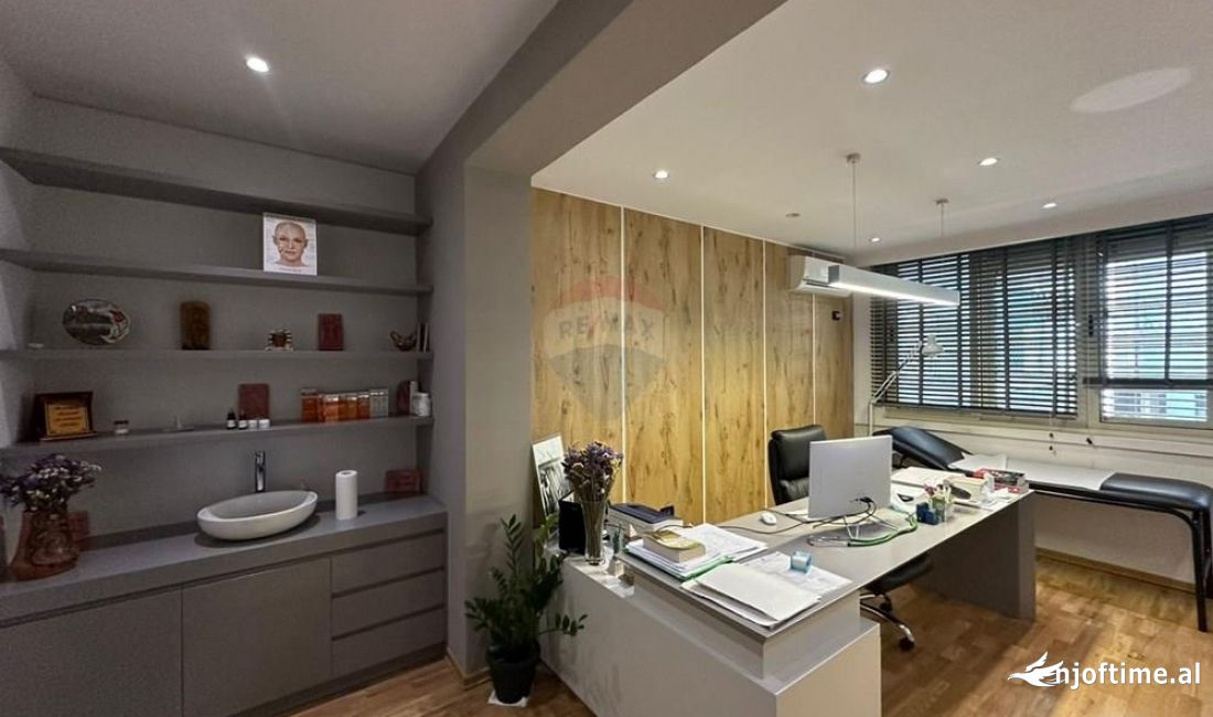 ***Zyre per qira te Ish Ekspozita