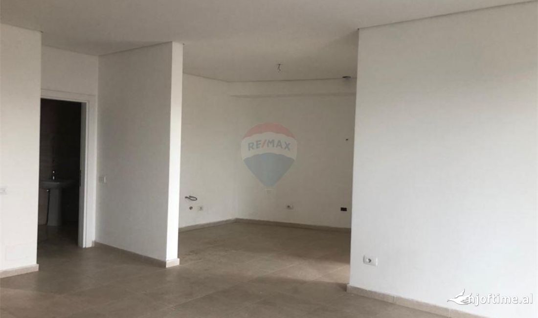 AMBIENT PER ZYRA ME QIRA TEK MILO 2000