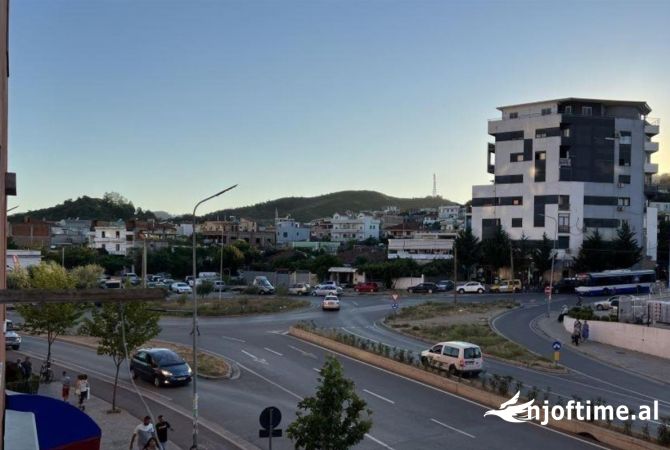 Business Property in Sale 1+1 in Tirana - 280,000 Euro