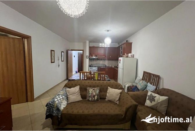 **APARTAMENT 1+1 NE SHITJE 