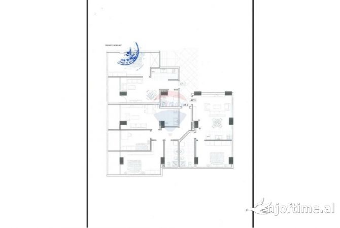 Ambiente Commerciale in Affitto 3+1 a Tirana - 2,000 Euro