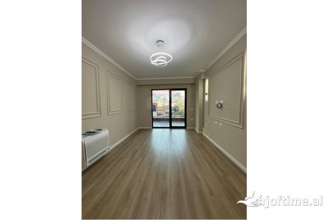 AMBIENT PER ZYRA ME QIRA NE MYSLYM SHYR