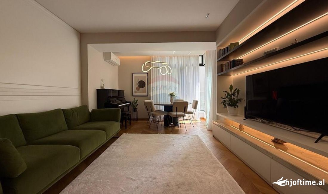 Shtepi ne shitje Apartament ne Tirane, 2+1, Mobilimi E mobiluar, Pagesa 395,000  Euro.