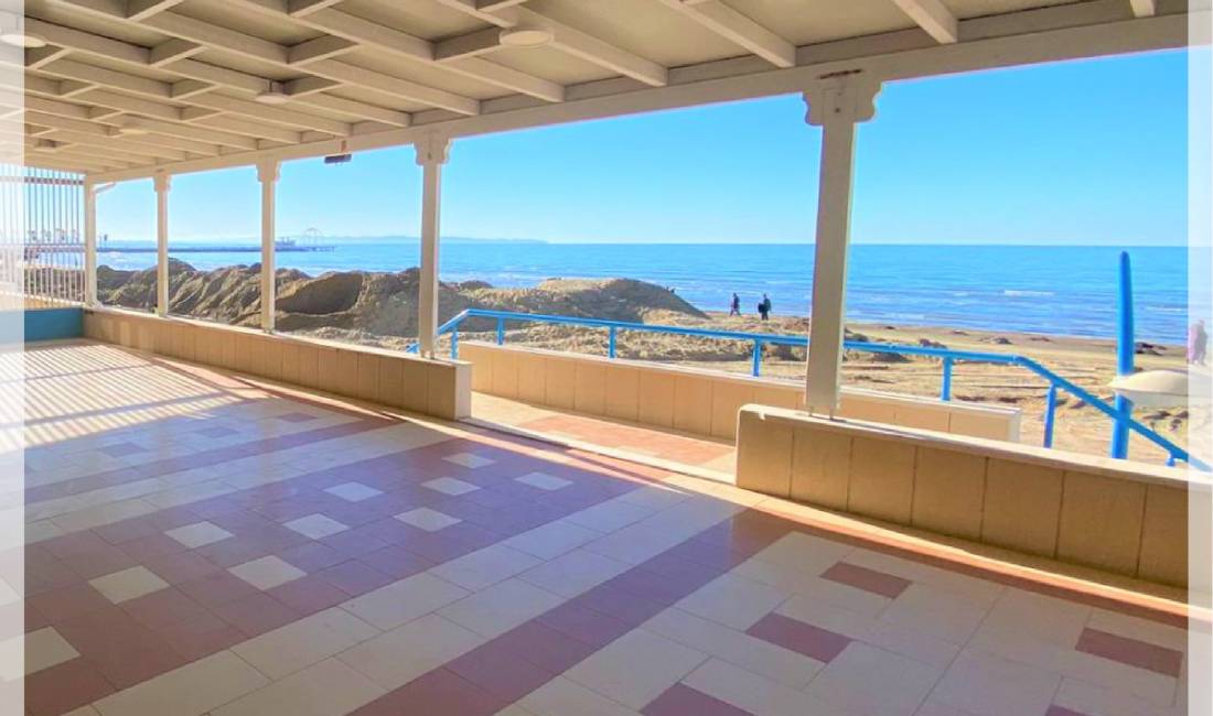 JEPET ME QIRA RESTORANT I KOMPLETUAR