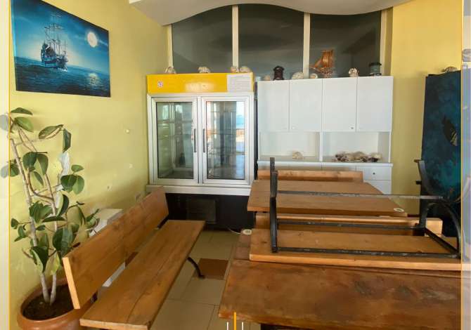 JEPET ME QIRA RESTORANT I KOMPLETUAR