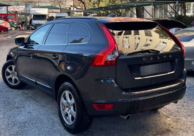 Jepet me qera Volvo XC60 duke filluar nga 65 euro dita