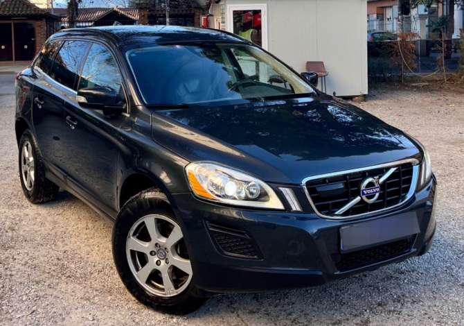 Jepet me qera Volvo XC60 duke filluar nga 65 euro dita