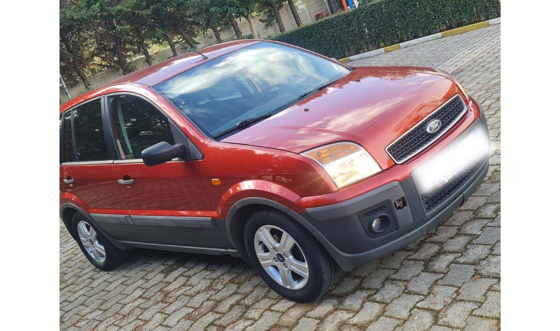 Jepet me qera Ford Fusion duke filluar nga 25 euro ne dite