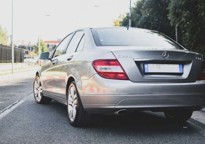 Jepet me qera Mercedes Benz C Class duke filluar nga 40 Euro dita