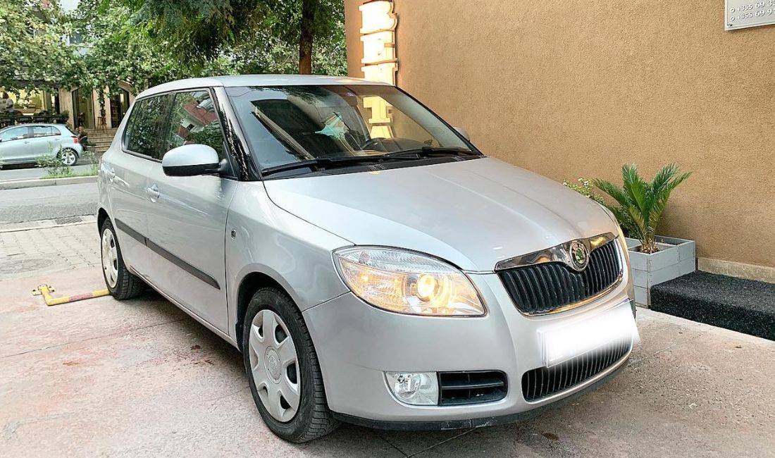 Jepet me qera Skoda Fabia duke filluar nga 30 euro dita