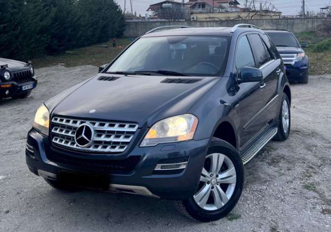 Jepet Makina me qera Mercedes Benz Ml duke filluar nga 60 euro dita