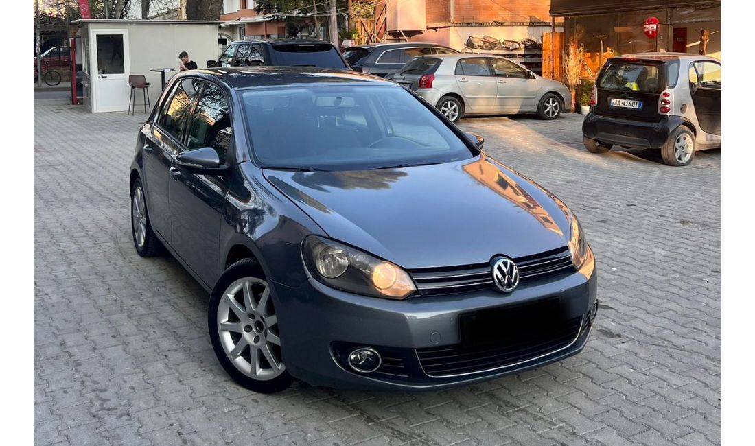 Jepet me qera Volkswagen Golf 6 duke filluar nga 40 euro dita