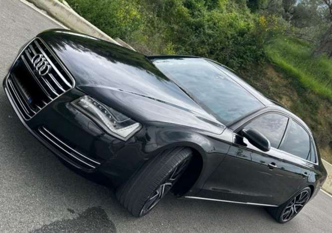 Jepet  makina me qera Audi S8 100 euro dita
